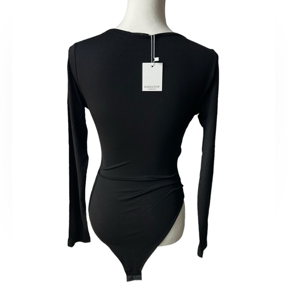 MANGOPOP womens black Bodysuit Deep V Neck Twist Knot Fitted Long sleeve NWT - Picture 4 of 5